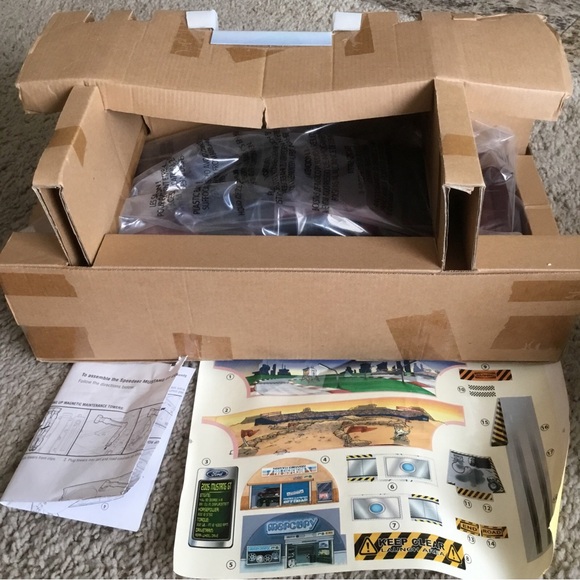 Speedeez Playmates Mustang GT Cobra Strikeway Transforms Micro Car Playset READ - Picture 5 of 13